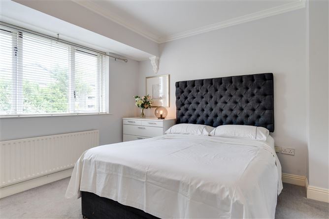 3 Shrewsbury Wood, Cabinteely, Dublin