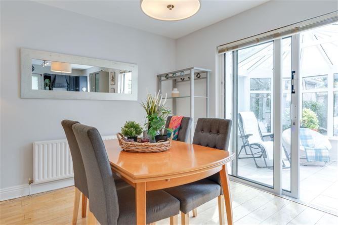 3 Shrewsbury Wood, Cabinteely, Dublin