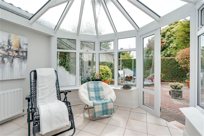 3 Shrewsbury Wood, Cabinteely, Dublin