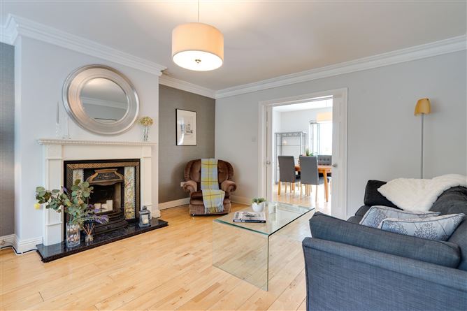 3 Shrewsbury Wood, Cabinteely, Dublin