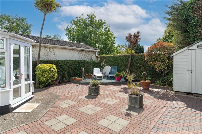 3 Shrewsbury Wood, Cabinteely, Dublin