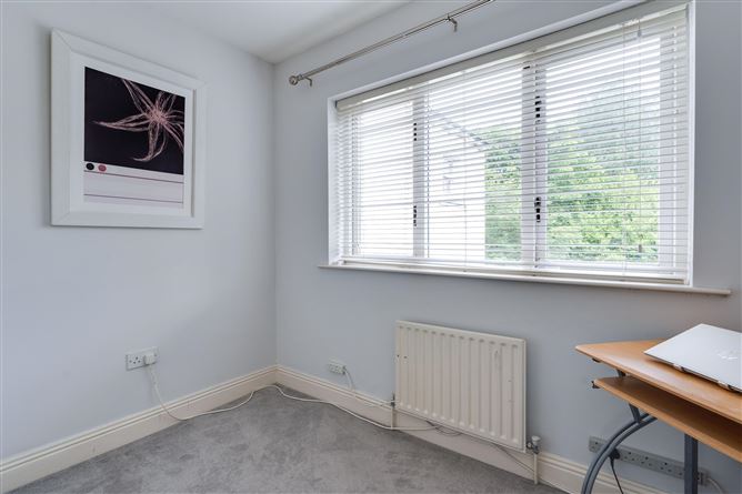 3 Shrewsbury Wood, Cabinteely, Dublin
