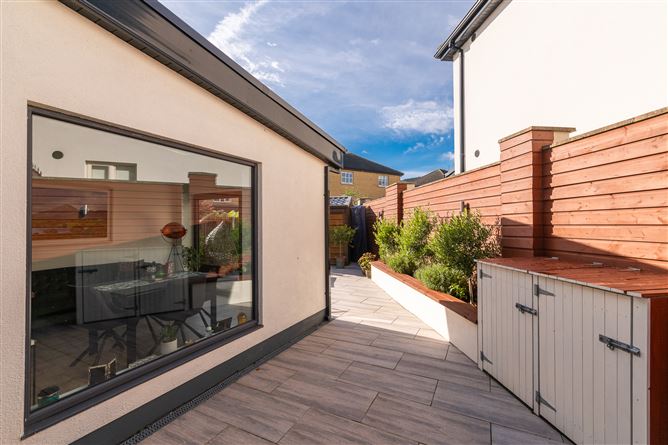 2 Loftus Lane, Belmont, Stepaside, Dublin 18