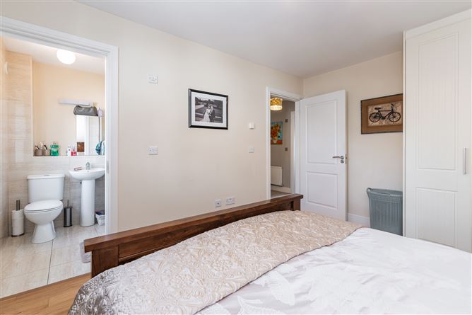 2 Loftus Lane, Belmont, Stepaside, Dublin 18