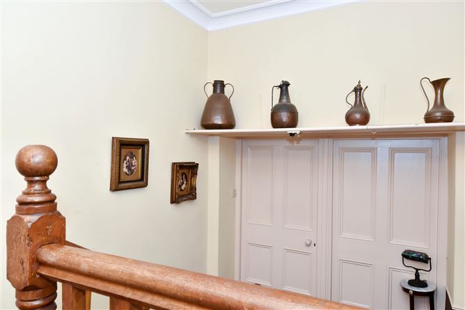 Cloosh House, Canrawer East, Oughterard, Galway