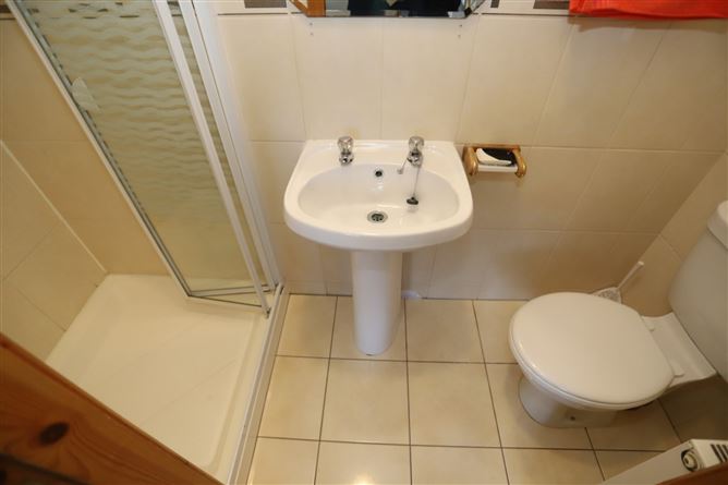 76 Sliabh Carran, Ennis Road, Gort, Co. Galway