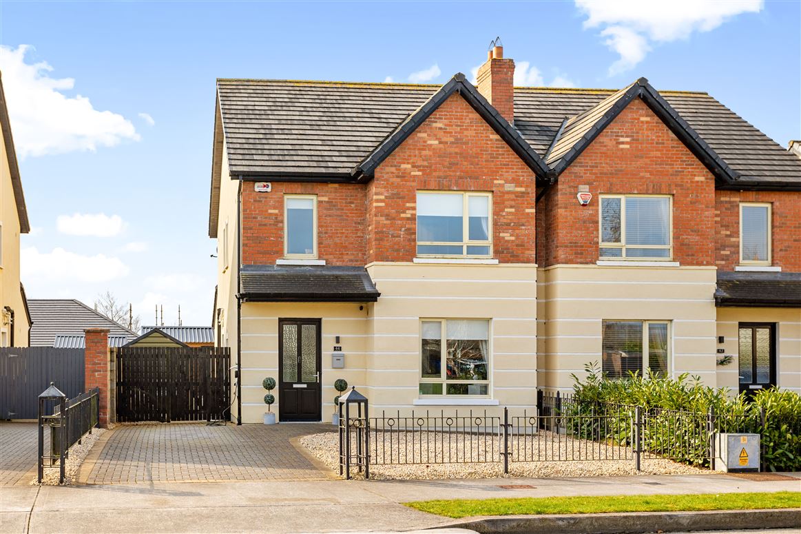 44 Cluain Dara, Derrinturn, Kildare