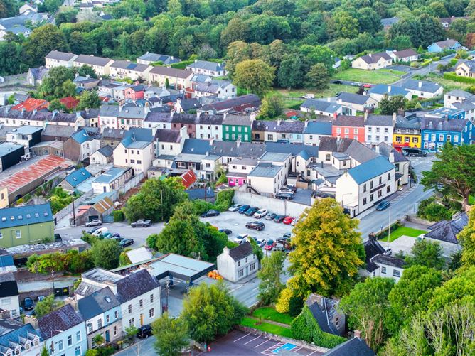 Shelbourne Street, Kenmare, Co. Kerry