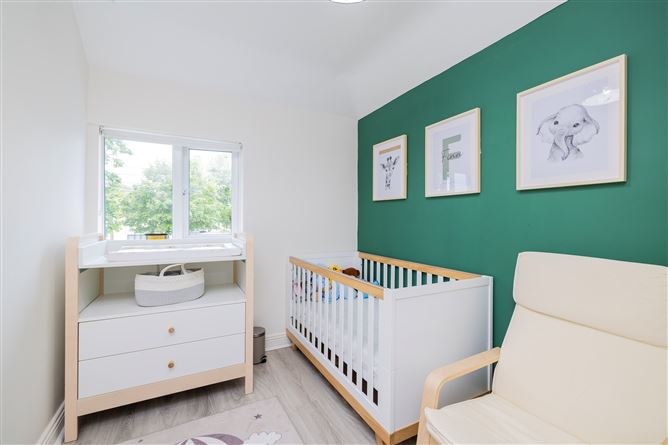 15 Shanowen Avenue, Santry,   Dublin 9