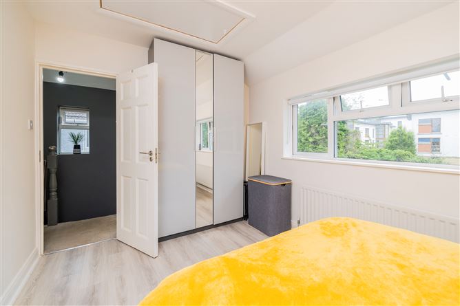 15 Shanowen Avenue, Santry,   Dublin 9