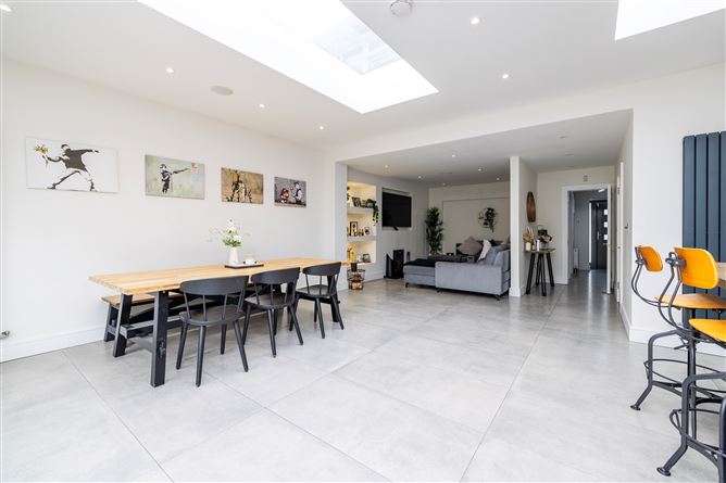 15 Shanowen Avenue, Santry,   Dublin 9