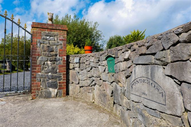 Ponderosa, Callownamuck, Rosscahill, Co. Galway