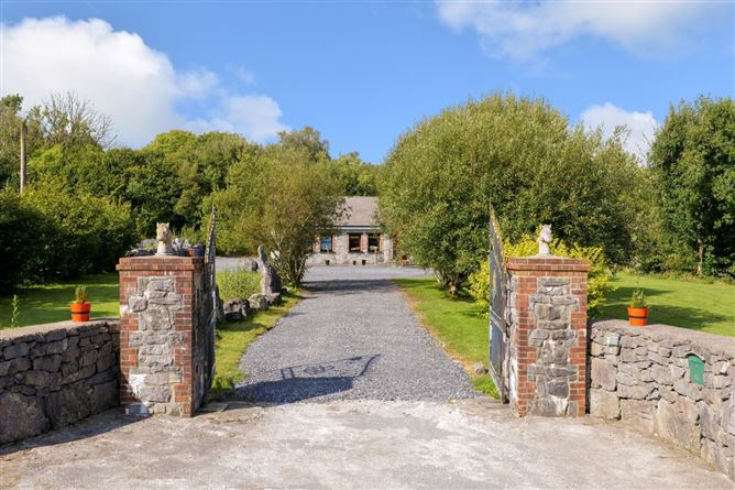 Ponderosa, Callownamuck, Rosscahill, Co. Galway