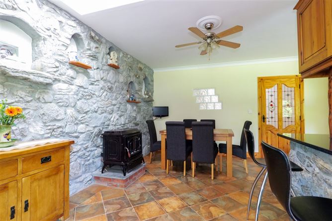 Ponderosa, Callownamuck, Rosscahill, Co. Galway