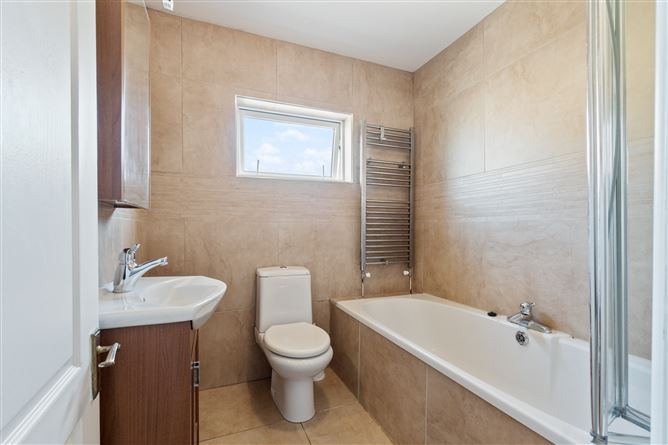 31 Tudor Vale, Oranmore, Galway