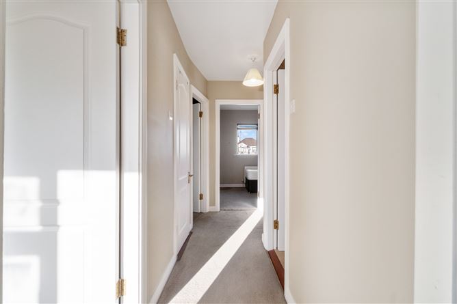 31 Tudor Vale, Oranmore, Galway