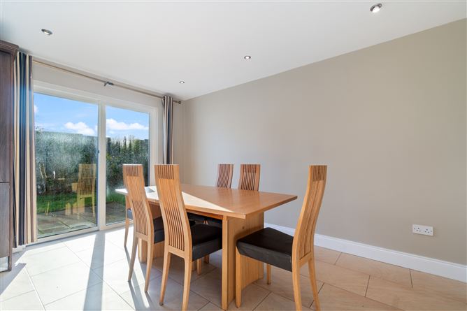 31 Tudor Vale, Oranmore, Galway
