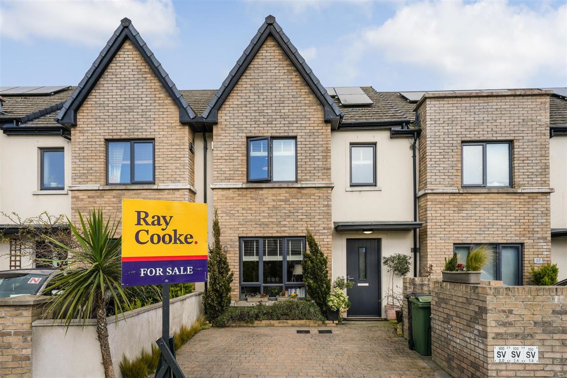 16 Taylor Hill Walk, Balbriggan, Co. Dublin