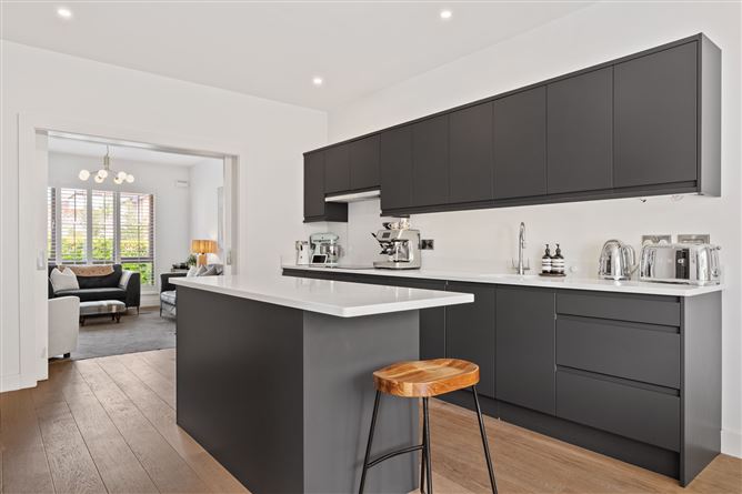 16 Knocknagarm Park, Glenageary, County Dublin
