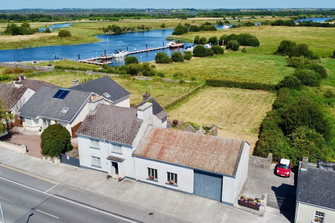 Garage, Main Street, Shannonbridge, Co. Offaly