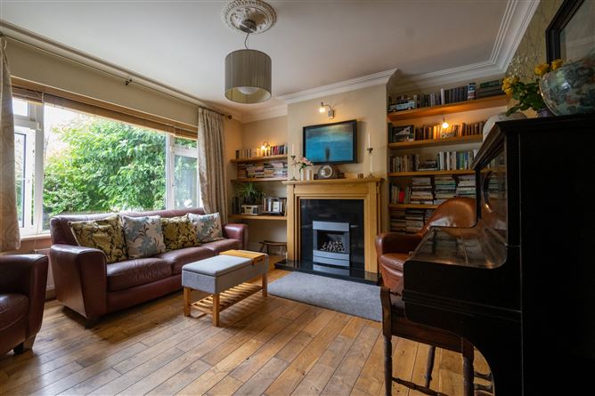 https://photos-a.propertyimages.ie/media/2/3/0/5017032/5b36162d-5a26-4a5e-a623-8be92a5817cf_l.jpg