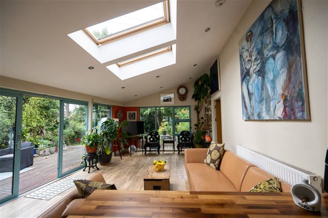 https://photos-a.propertyimages.ie/media/2/3/0/5017032/5b36162d-5a26-4a5e-a623-8be92a5817cf_l.jpg