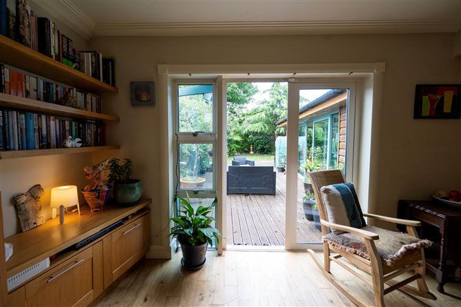https://photos-a.propertyimages.ie/media/2/3/0/5017032/5b36162d-5a26-4a5e-a623-8be92a5817cf_l.jpg