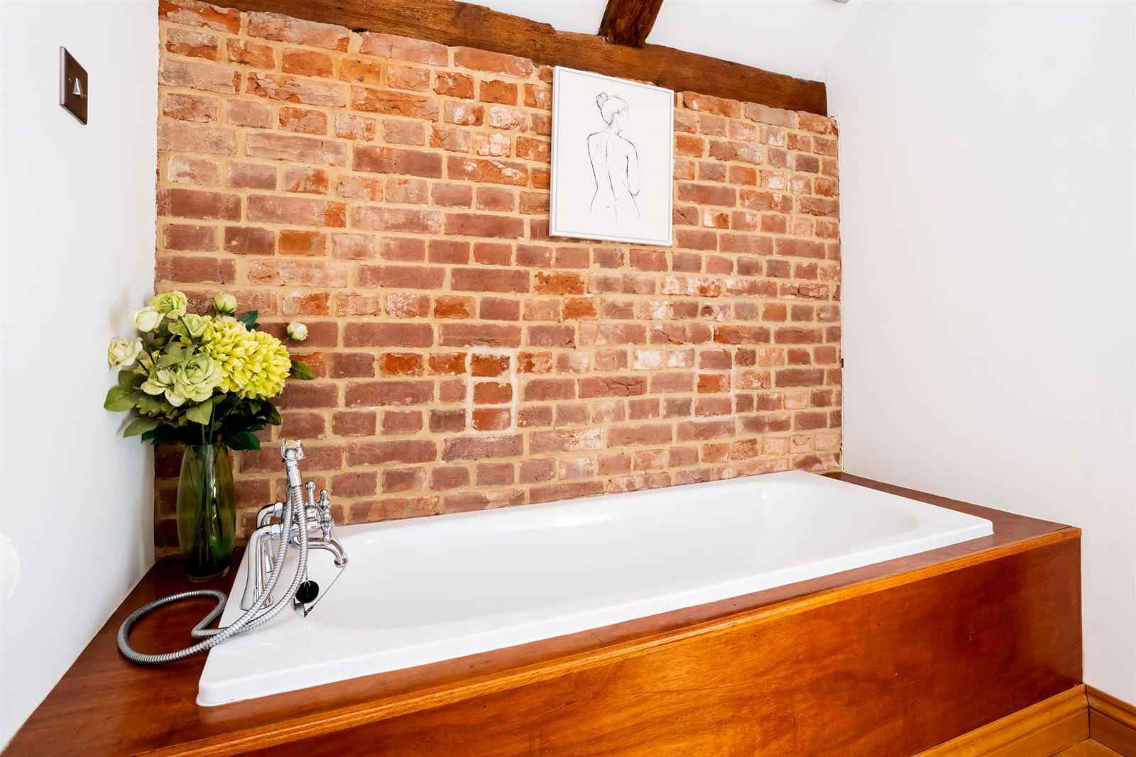 Photo 1 of 25 — The Coastal Home,Bradwell, Norfolk, United Kingdom