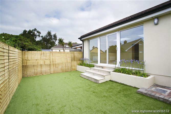 7 Denville Court, Killiney,   South County Dublin