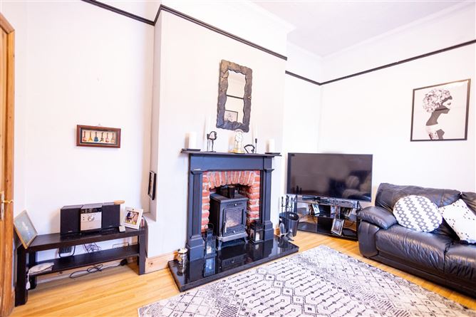 13 Arran Quay Terrace, Smithfield, Dublin