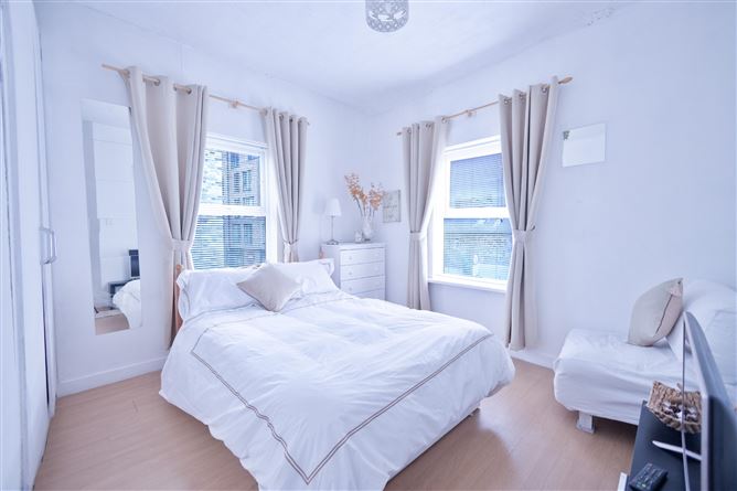 13 Arran Quay Terrace, Smithfield, Dublin