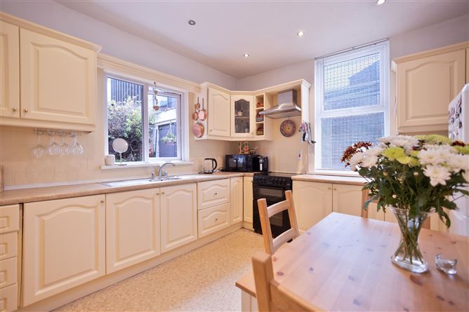13 Arran Quay Terrace, Smithfield, Dublin
