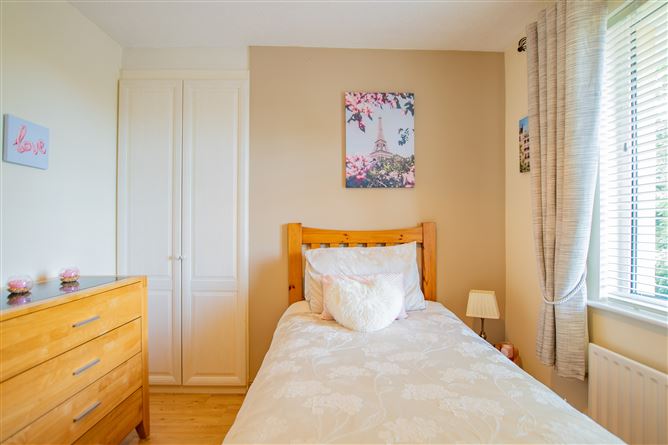 12 Sherwood Park, Mullingar, Westmeath