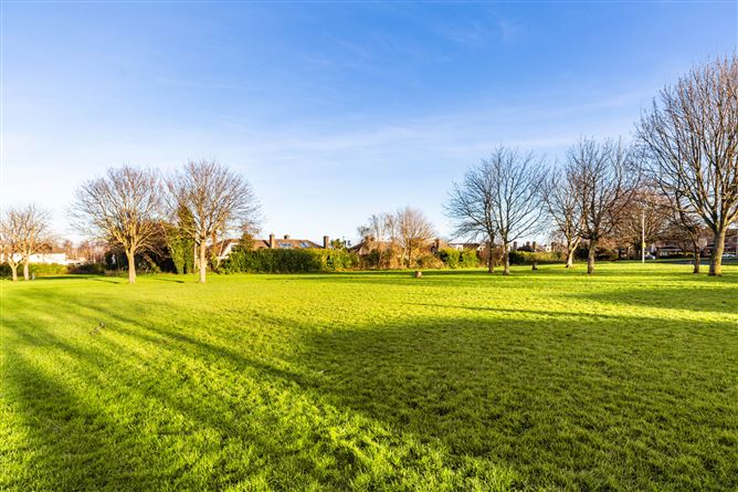 33 Belmont Lawn, Stillorgan Road, Blackrock, Co. Dublin