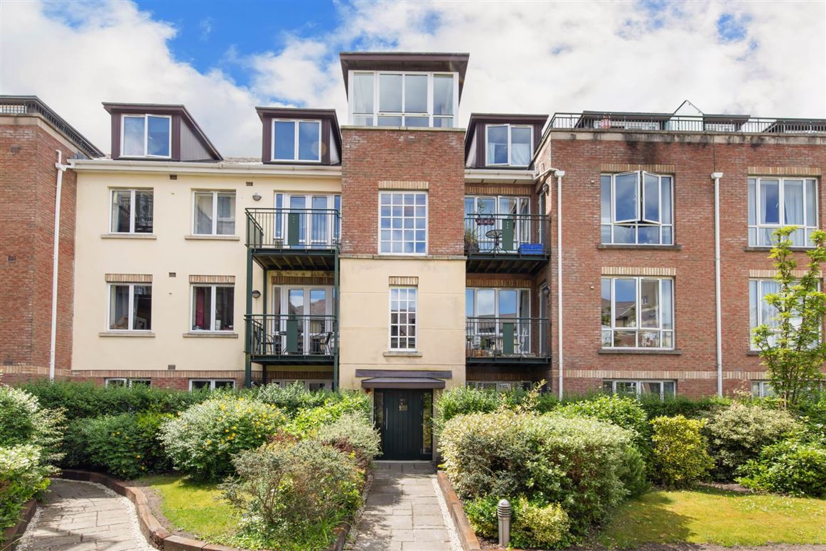 Apt 4 House 4, Linden Court, Grove Avenue, Blackrock, County Dublin