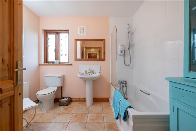 17 Sandy Lane, Ballymoney, Co. Wexford