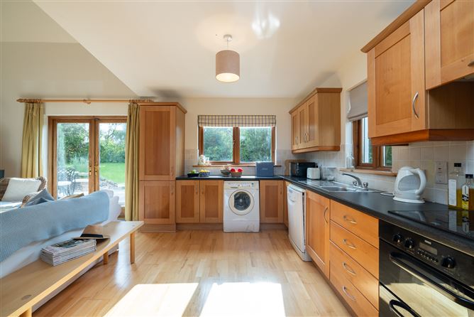 17 Sandy Lane, Ballymoney, Co. Wexford
