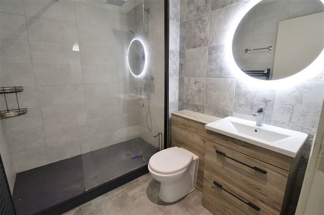 1 Castlegate Court, Adamstown, Lucan, Co. Dublin