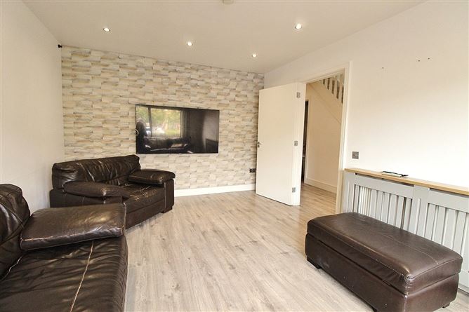 1 Castlegate Court, Adamstown, Lucan, Co. Dublin