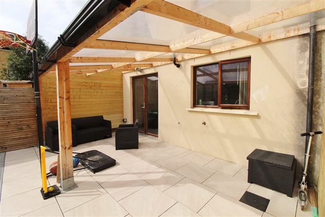 1 Castlegate Court, Adamstown, Lucan, Co. Dublin