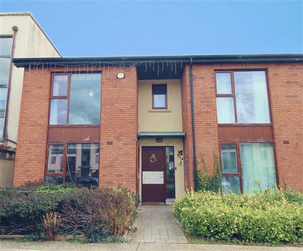 1 Castlegate Court, Adamstown, Lucan, Co. Dublin