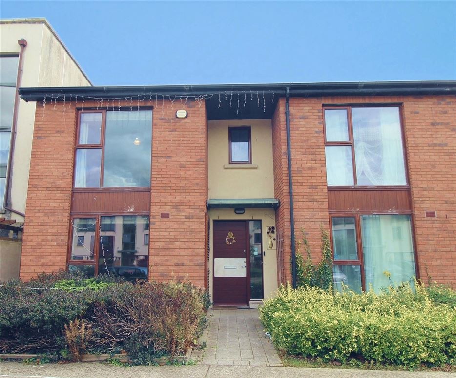 1 Castlegate Court, Adamstown, Lucan, Co. Dublin