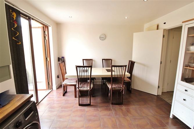 1 Castlegate Court, Adamstown, Lucan, Co. Dublin