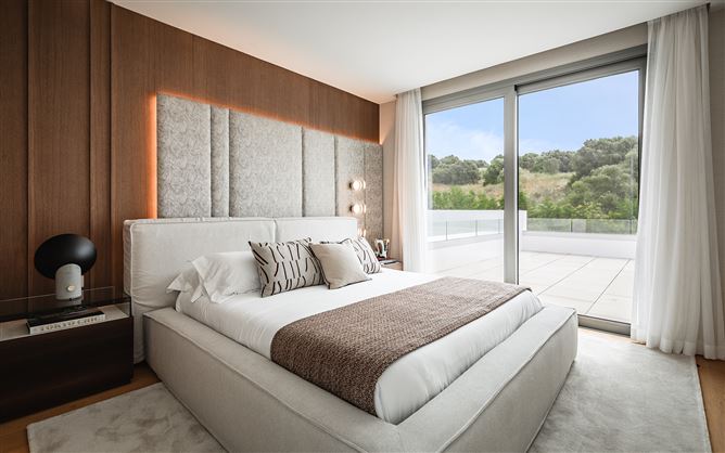 {name:Malaga, codeiso:MA}, Estepona, Estepona East, El Paraiso, Spain - COSTA-01247P