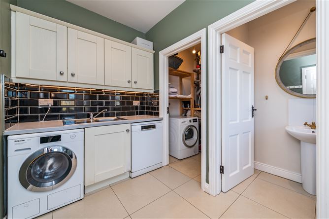 Teach Ban, Clonkeen, Carbury, Co. Kildare