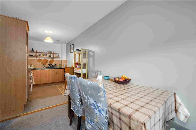 243 Premier Square, Finglas, Dublin 11