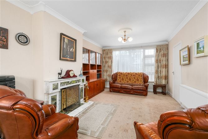 25 Brompton Lawn, Castleknock, Dublin 15