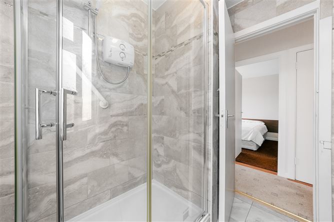 25 Brompton Lawn, Castleknock, Dublin 15