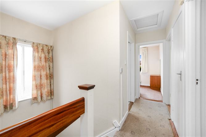 25 Brompton Lawn, Castleknock, Dublin 15