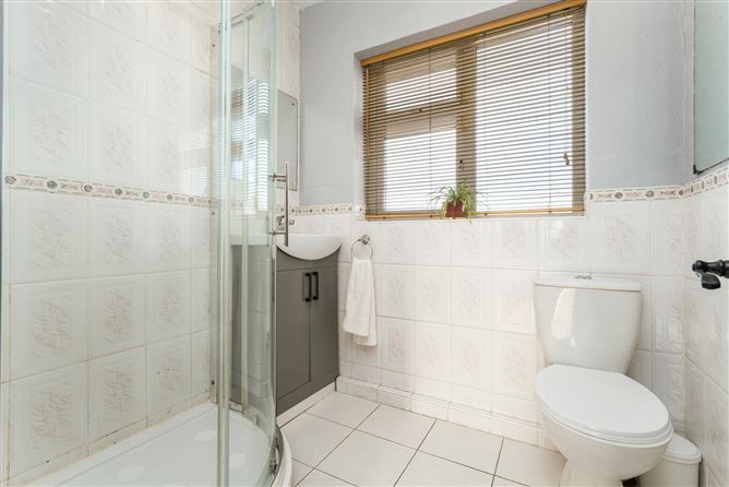 1 Clonshaugh Road, Coolock, Dublin 17